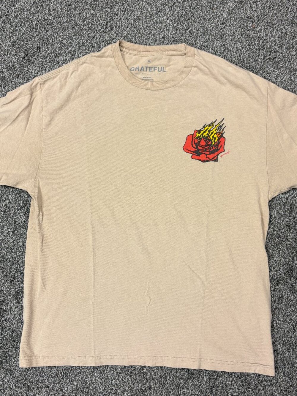 Grateful Apparel Give Roses Smell Roses Tee, Size XL